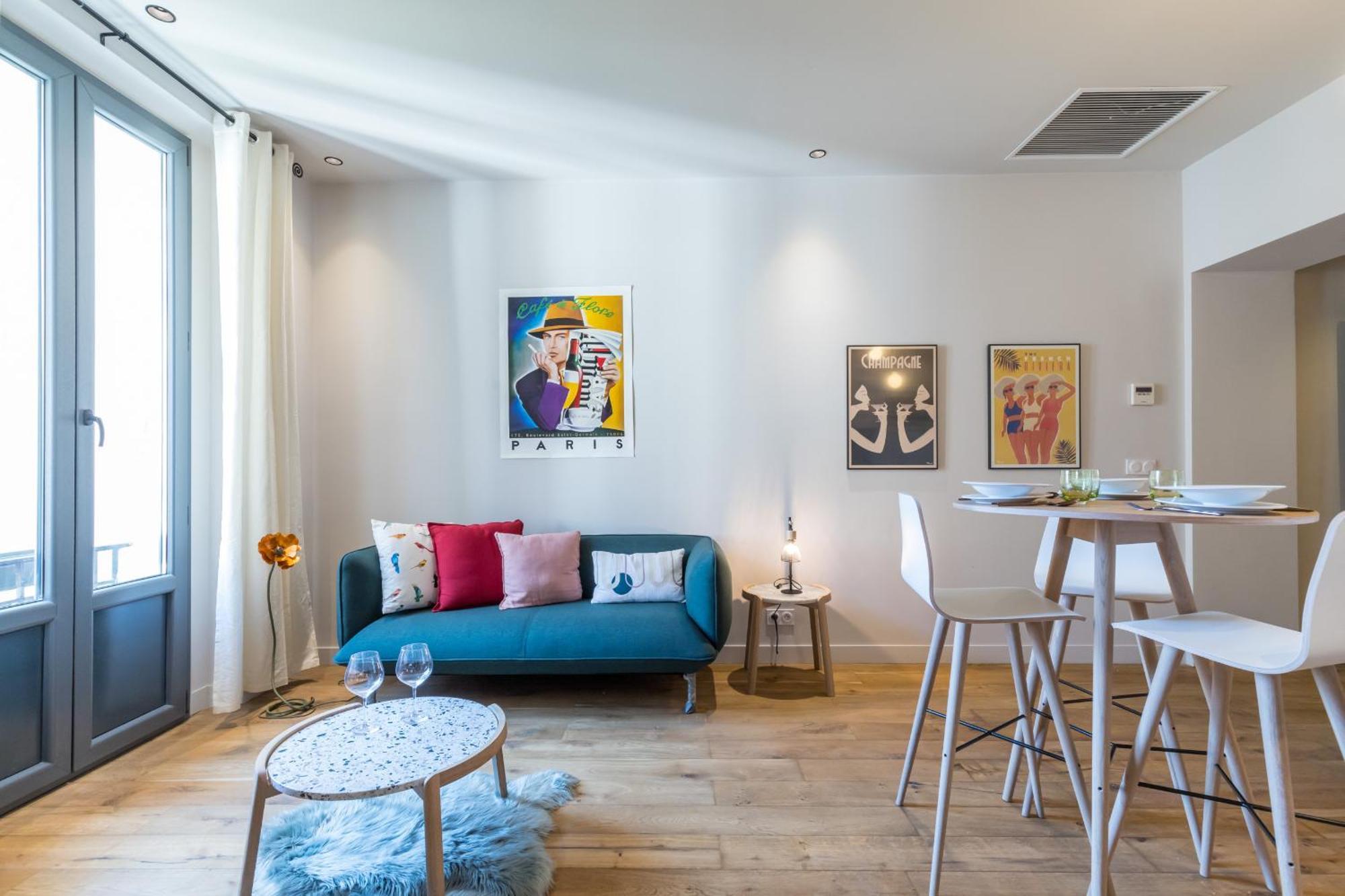 Refined & Cozy 1 Bedroom Downtown Nice Exterior photo