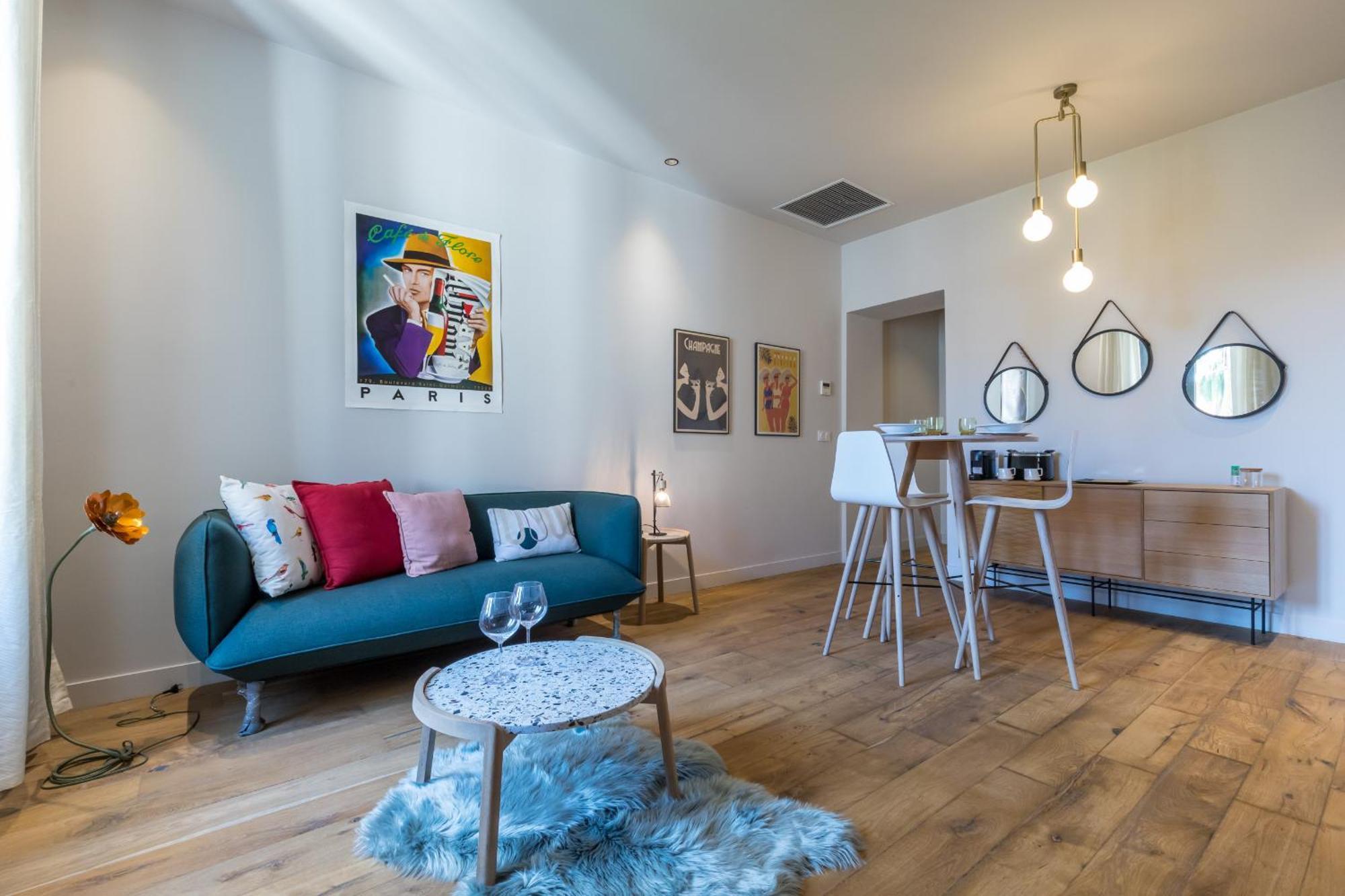 Refined & Cozy 1 Bedroom Downtown Nice Exterior photo